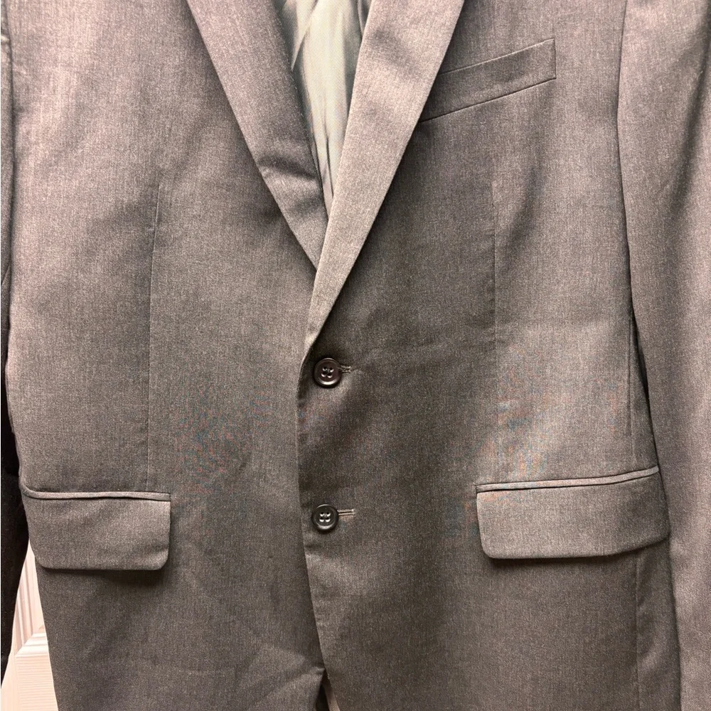 Banana Republic Modern Fit Men’s Suit Blazer – Gray (Size 44R) | Italian Fabric